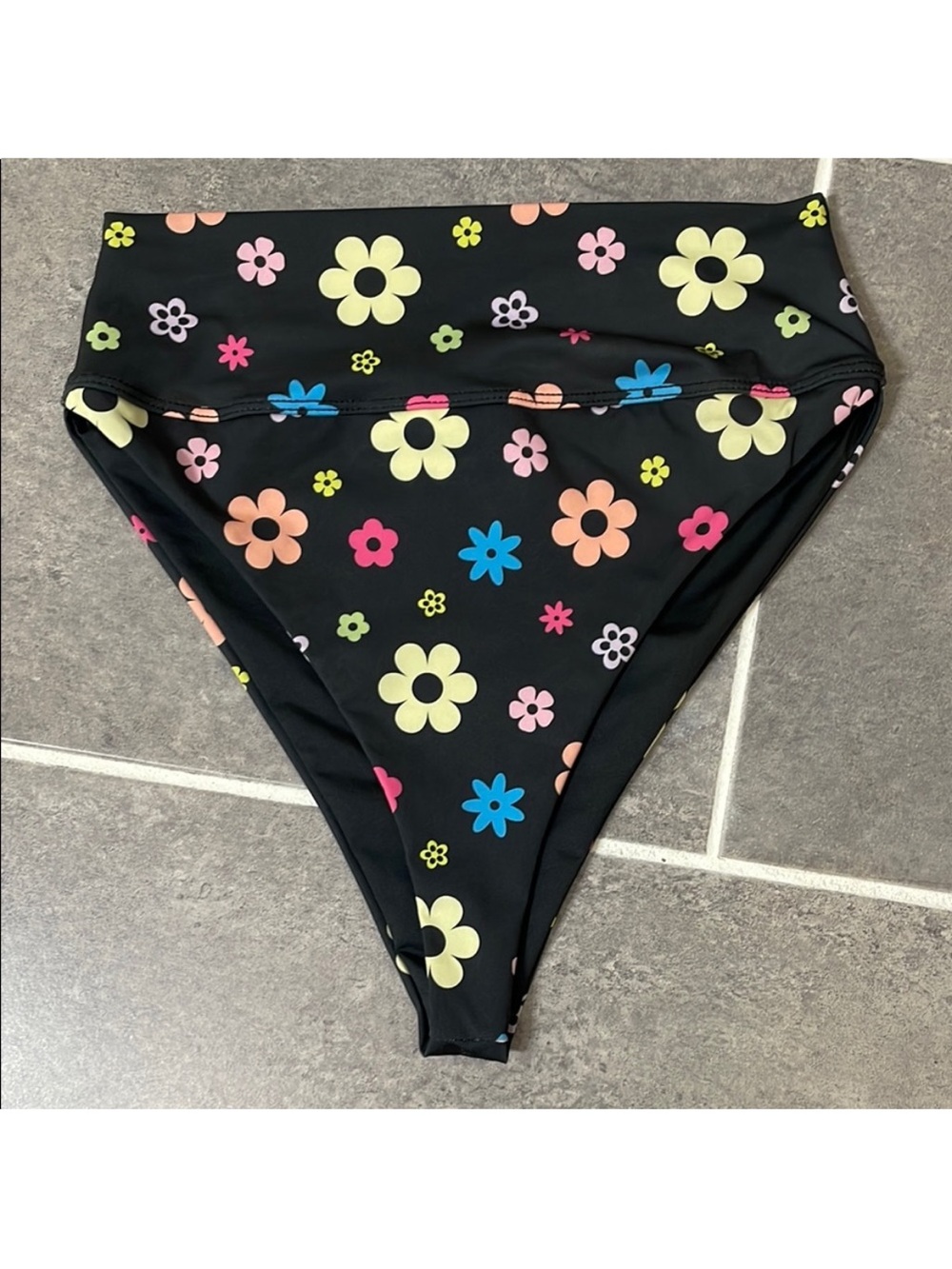 Beach Riot HIGHWAY BIKINI BOTTOM size Medium